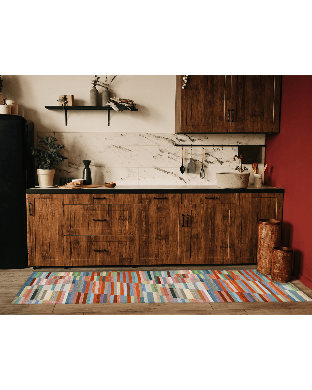 TAPPETO DA CUCINA DIS. GALAXY CON ANTISCIVOLO nel design moderno e colori vivaci in cucina.