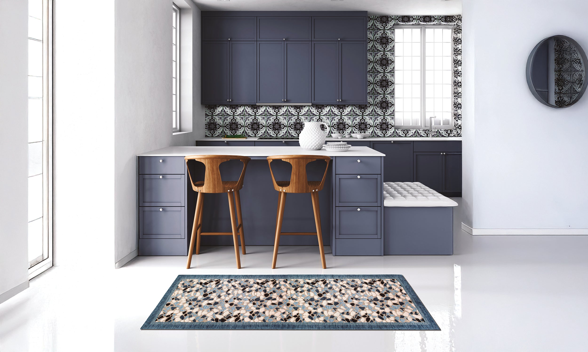 Tappeto da cucina moderno con design colorato e antiscivolo, posizionato in una cucina elegante e luminosa.