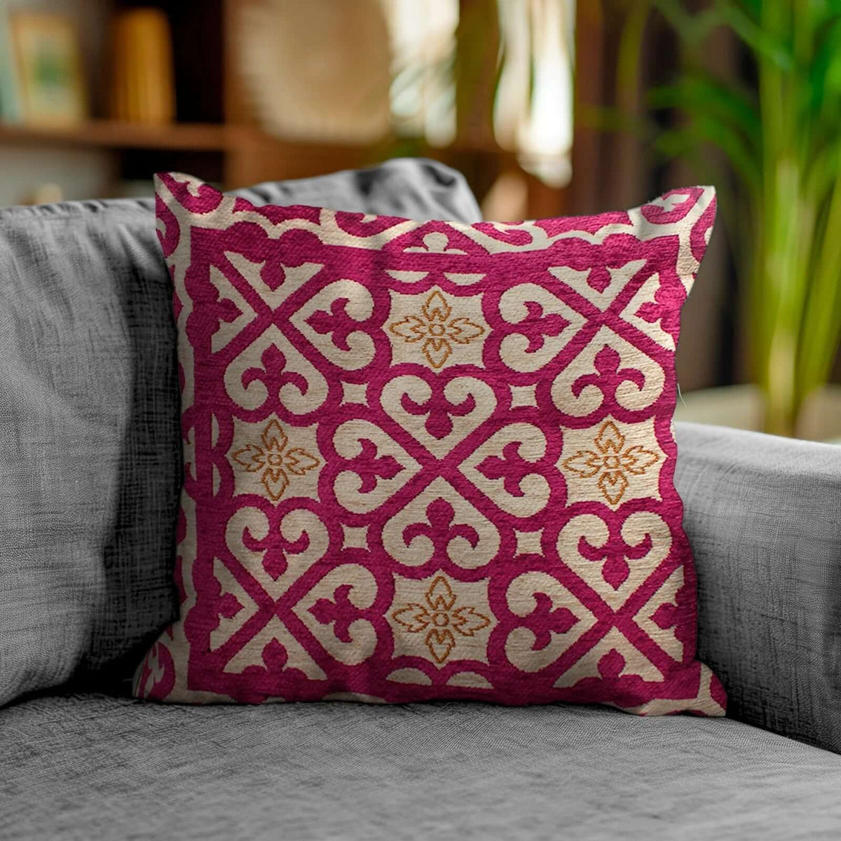 COPPIA CUSCINI ARREDO JACQUARD SFODERABILI ARABIC con design elegante su divano accogliente.