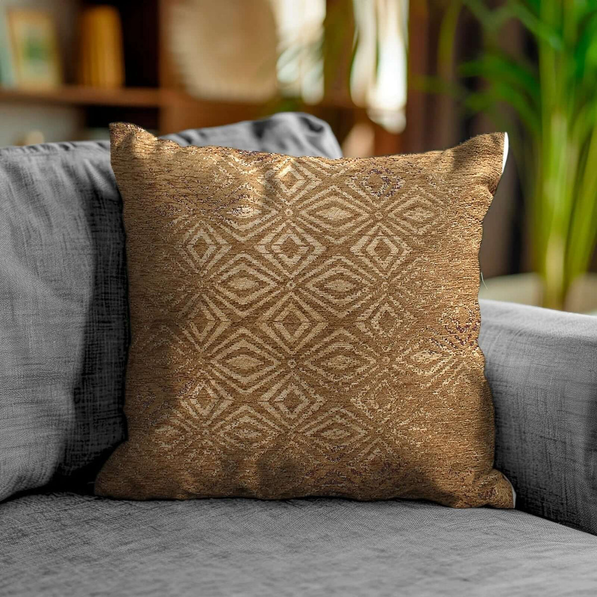 COPPIA CUSCINI ARREDO JACQUARD SFODERABILI TACITO su un divano, cuscino decorativo in jacquard con zip.