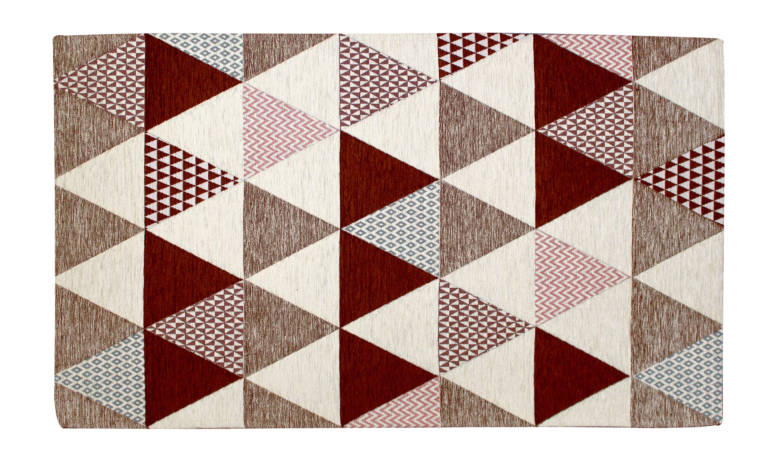 Tappeto Triangoli Marrone Fondente 65x115 cm con design geometrico moderno e antiscivolo.